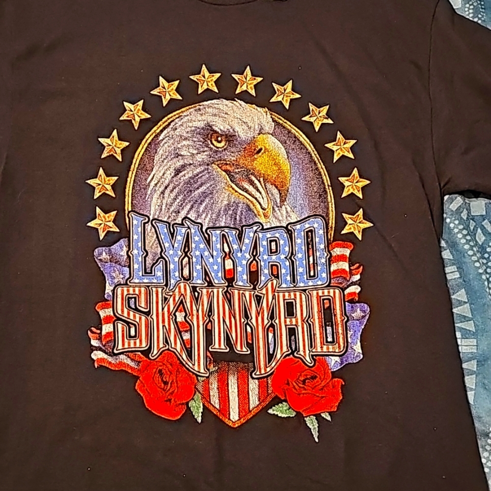 Lynyrd Skynyrd band shirt